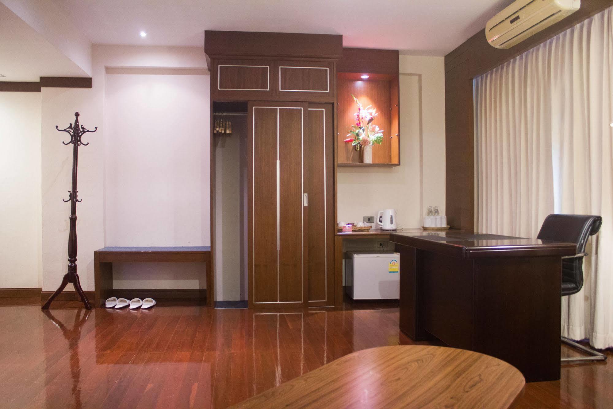 Hatyai Holiday Hotel Hat Yai Extérieur photo