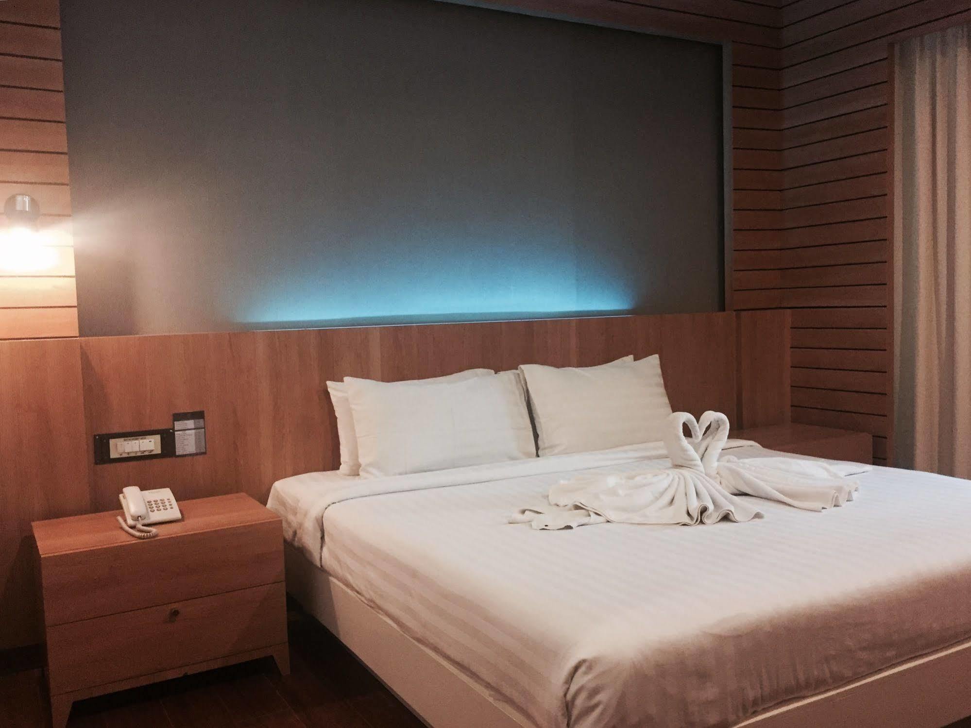 Hatyai Holiday Hotel Hat Yai Extérieur photo